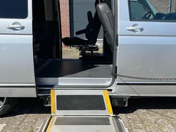 Silber Gebraucht 2011 VW Multivan Highline Van / Kleinbus | 25.500 €