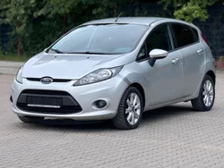 Silber Gebraucht 2011 Ford Fiesta Kleinwagen | 2.900 € (Superpreis)