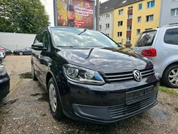 Schwarz Gebraucht 2012 VW Touran Trendline Van / Kleinbus | 6.600 € (Fairer Preis)