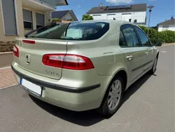Grün Gebraucht 2003 Renault Laguna II Expression Limousine | 990 € (Guter Preis)
