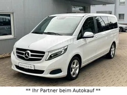 Weiß Gebraucht 2015 Mercedes V250 Edition Van / Kleinbus | 29.890 € (Fairer Preis)