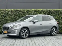 Grau Gebraucht 2023 BMW 223 Active Tourer Sport Line Van / Kleinbus | 33.950 € (Fairer Preis)
