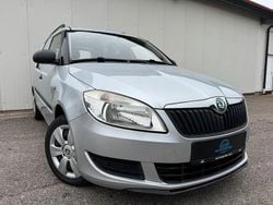 Silber Gebraucht 2012 Skoda Roomster Van / Kleinbus | 5.599 € (Guter Preis)