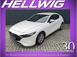 Snowflake white metallic (metallic) Gebraucht 2020 Mazda 3 Limousine | 17.580 € (Guter Preis)