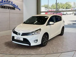Weiß Gebraucht 2018 Toyota Verso Edition-S Van / Kleinbus | 14.410 € (Superpreis)