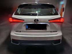 Weiß Gebraucht 2020 Lexus NX300h SUV | 29.800 € (Fairer Preis)