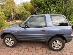 Violet Gebraucht 1995 Toyota RAV4 SUV | 2.790 €