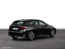 Black sapphire metallic Gebraucht 2024 BMW 118 Coupé Shadowline Coupé | 35.654 €