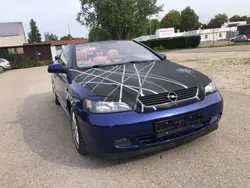 Blau Gebraucht 2003 Opel Astra Cabriolet Cabrio | 1.900 € (Guter Preis)