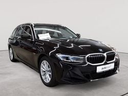Schwarz uni Gebraucht 2022 BMW 320e Advantage Kombi | 24.990 € (Fairer Preis)