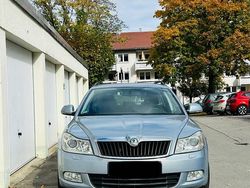 Andere farben Gebraucht 2010 Skoda Octavia Kombi | 4.800 €