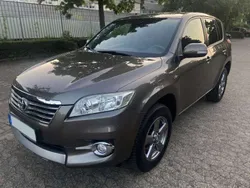 Bronze Gebraucht 2013 Toyota RAV4 Travel SUV | 11.250 € (Fairer Preis)