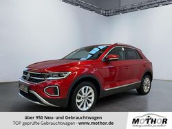 Kings red Gebraucht 2025 VW T-Roc Style SUV | 32.413 € (Fairer Preis)