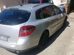 Grau Gebraucht 2010 Renault Laguna GrandTour Initiale Kombi | 2.500 € (Superpreis)