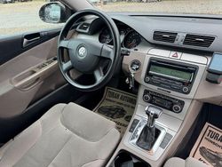 Braun Gebraucht 2010 VW Passat Limousine | 4.390 € (Fairer Preis)