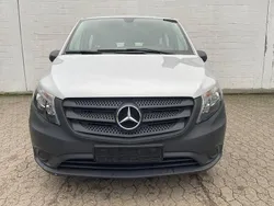 Silber Gebraucht 2018 Mercedes Vito Van / Kleinbus | 14.500 € (Superpreis)