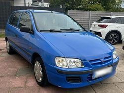 Blau Gebraucht 1999 Mitsubishi Space Star Kleinwagen | 1.250 €