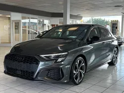 Grau Gebraucht 2020 Audi A3 Sportback S-Line Limousine | 26.900 € (Fairer Preis)