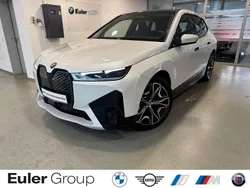 Weiss Gebraucht 2023 BMW iX SUV | 66.799 € (Guter Preis)