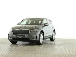 Blackmagic perleffekt Gebraucht 2024 Skoda Enyaq iV RS SUV | 34.920 € (Superpreis)