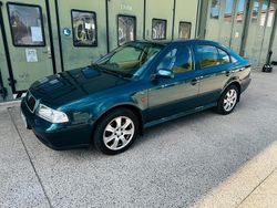 Grün Gebraucht 2000 Skoda Octavia Limousine | 5.500 €