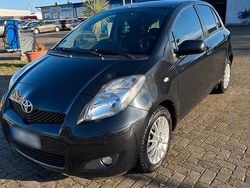 Schwarz Gebraucht 2009 Toyota Yaris Executive Kleinwagen | 3.500 € (Fairer Preis)