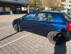 Blau Gebraucht 2003 Toyota Corolla Kleinwagen | 2.500 € (Fairer Preis)