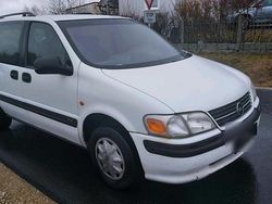 Weiß Gebraucht 1999 Opel Sintra Van / Kleinbus | 650 €