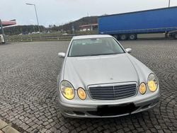 Silber Gebraucht 2005 Mercedes E280 Elegance Limousine | 2.499 € (Guter Preis)