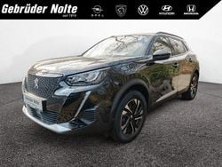 Schwarz / Gebraucht 2021 Peugeot e-2008 Allure SUV | 16.650 € (Guter Preis)