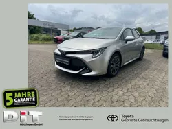 Cosmicsilber metallic Gebraucht 2021 Toyota Corolla Team Limousine | 14.490 € (Guter Preis)