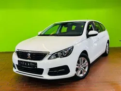 Weiß Gebraucht 2019 Peugeot 308 Active Kombi | 12.290 € (Fairer Preis)