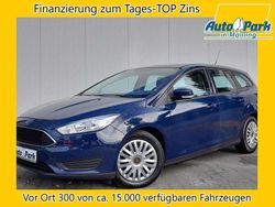 Blau Gebraucht 2017 Ford Focus Trend Kombi | 9.977 €