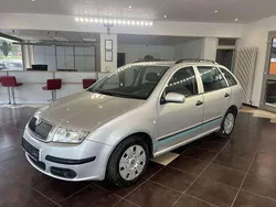 Diamantsilber metallic Gebraucht 2007 Skoda Fabia Classic Kombi | 1.999 € (Fairer Preis)