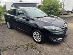 Schwarz Gebraucht 2016 Renault Mégane GrandTour LIMITED Kombi | 6.899 €