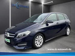 Blau Gebraucht 2018 Mercedes B180 Style Van / Kleinbus | 20.480 € (Etwas zu teuer)