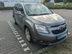 Grau Gebraucht 2014 Chevrolet Orlando LTZ Van / Kleinbus | 6.500 € (Fairer Preis)