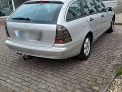 Grau Gebraucht 2003 Mercedes C180 Classic Kombi | 1.980 € (Teuer)