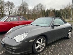 Grau Gebraucht 2004 Porsche 911 Carrera Cabriolet Cabrio | 32.996 €