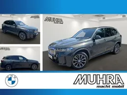 Grau Gebraucht 2024 BMW X5 M Sport SUV | 82.440 € (Guter Preis)