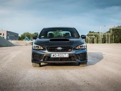 Grau Gebraucht 2018 Subaru WRX STI Limousine | 36.900 €