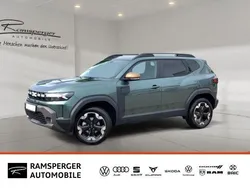 Grün (oxid grün) Gebraucht 2024 Dacia Duster Extreme SUV | 28.990 € (Fairer Preis)