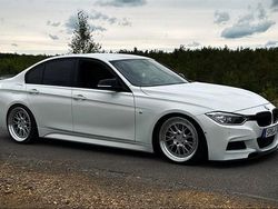 Weiß Gebraucht 2013 BMW 335 M Sport Limousine | 20.000 € (Fairer Preis)