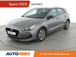 Grau Gebraucht 2019 Hyundai i30 Passion Limousine | 13.370 € (Fairer Preis)