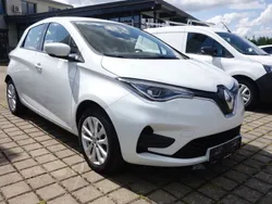 Weiß Gebraucht 2021 Renault Zoe Kleinwagen | 14.400 € (Fairer Preis)