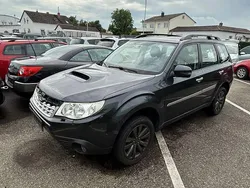 Grau Gebraucht 2012 Subaru Forester Exclusive+ SUV | 3.550 € (Guter Preis)