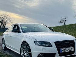 Weiß Gebraucht 2008 Audi A4 S-Line Limousine | 8.600 €