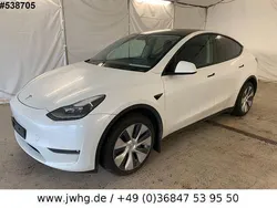 White metallic Gebraucht 2023 Tesla Model Y Long Range SUV | 36.890 € (Superpreis)
