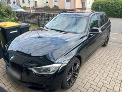 Schwarz Gebraucht 2014 BMW 320 Kombi | 10.600 € (Fairer Preis)