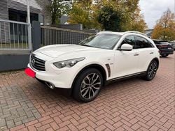 Weiß Gebraucht 2016 Infiniti QX70 SUV | 13.900 € (Fairer Preis)